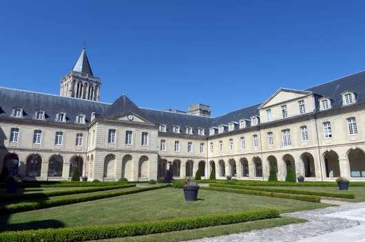 002_c_abbaye_aux_dames_caen-530.jpg